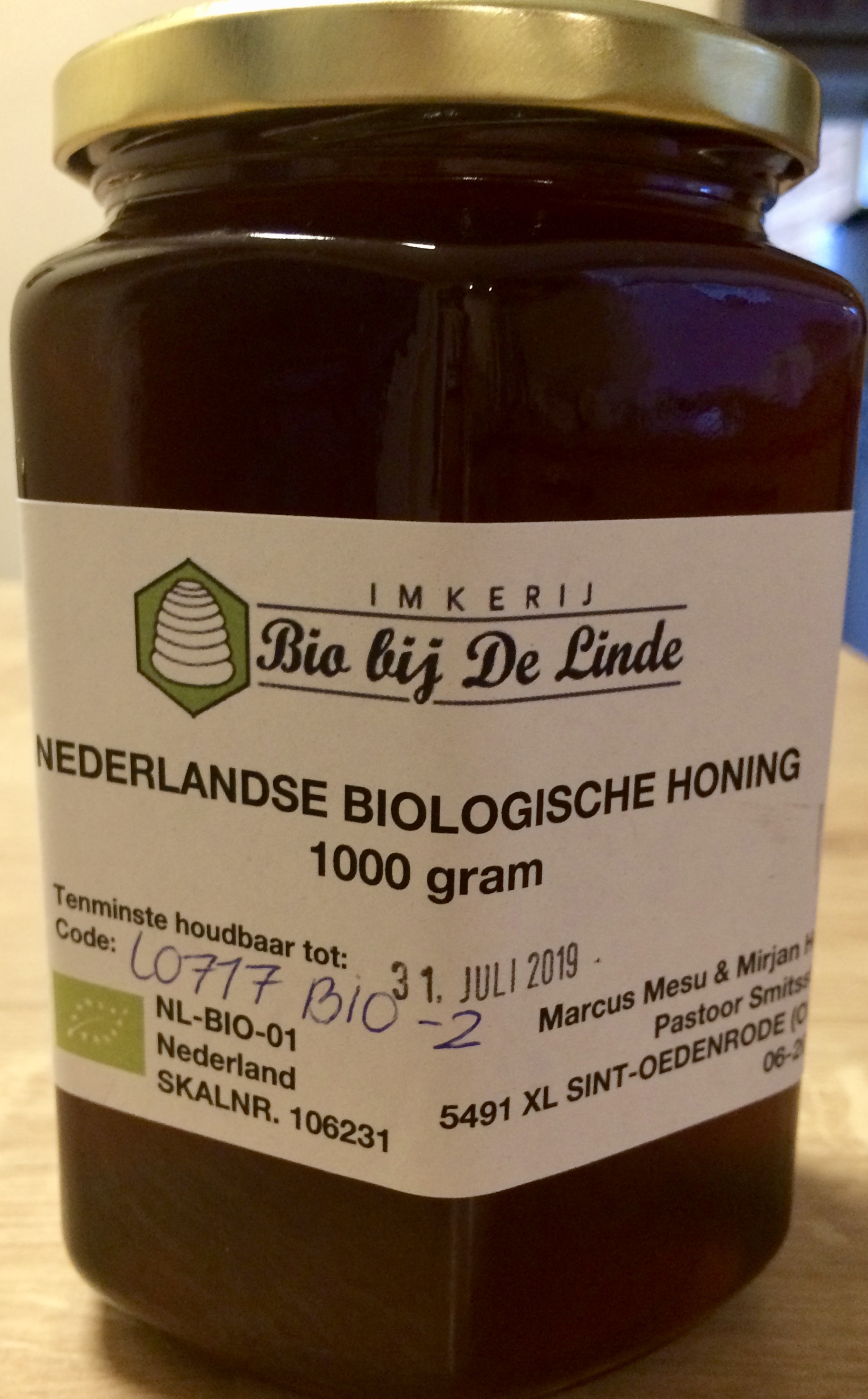 Nederlandse Biologische honing 1000 gram kopen bij Imkerij De Linde