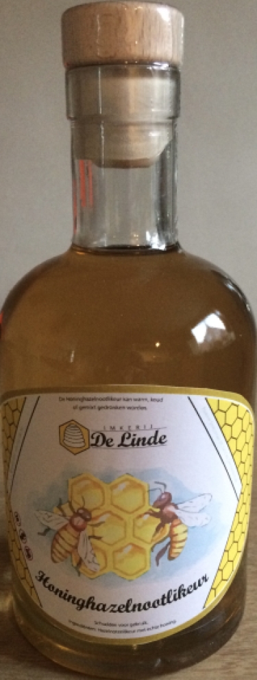 Honinglikeur met hazelnoot 500 ml kopen bij Imkerij De Linde