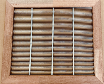 Moerrooster/Koninginnenrooster metaal in Red Cedar lijst voor Dadant kopen bij Imkerij De Linde